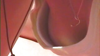 Negeren knepper en seksavideo smuk person dybt i analt .